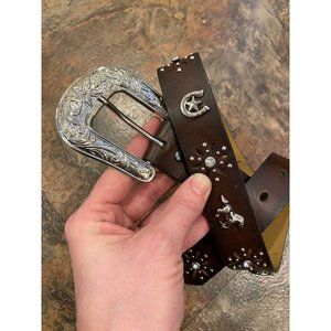 Girls Ariat leather horses and horse shoe belt